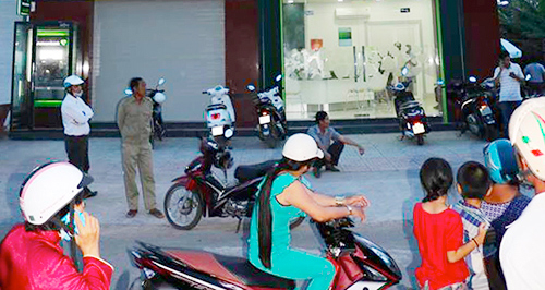 Vietcombank: 2 tỷ đồng bị cướp ở Trà Vinh đã được mua bảo hiểm